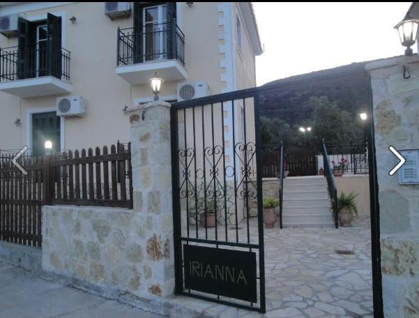 Iriana Village Inn Stavros  Quarto foto